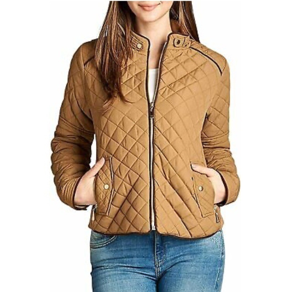 Active USA Camel Diamond Quilted Jacket Size Small
